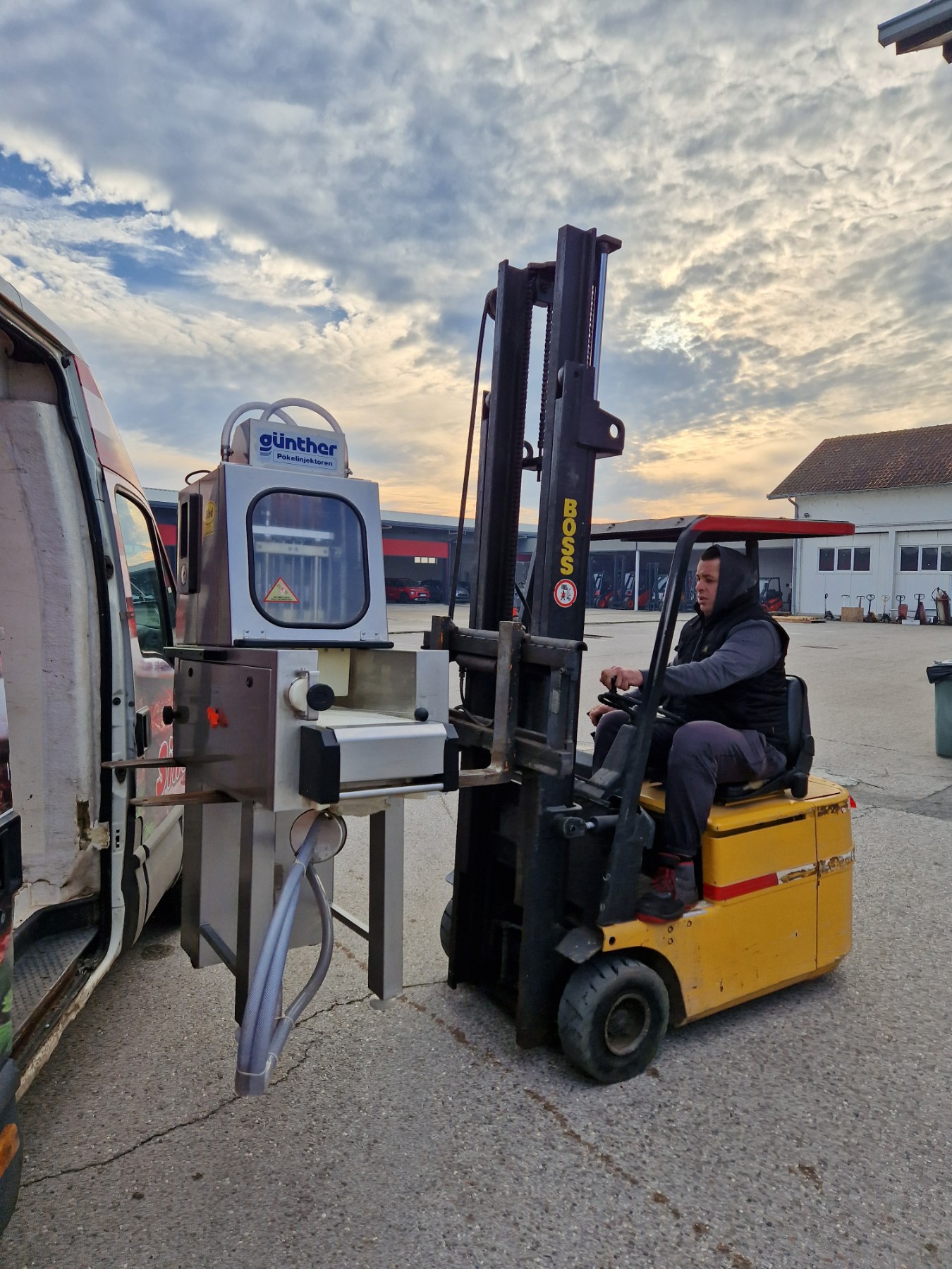 Delivery of Injector to a customer from Golubac, Serbia