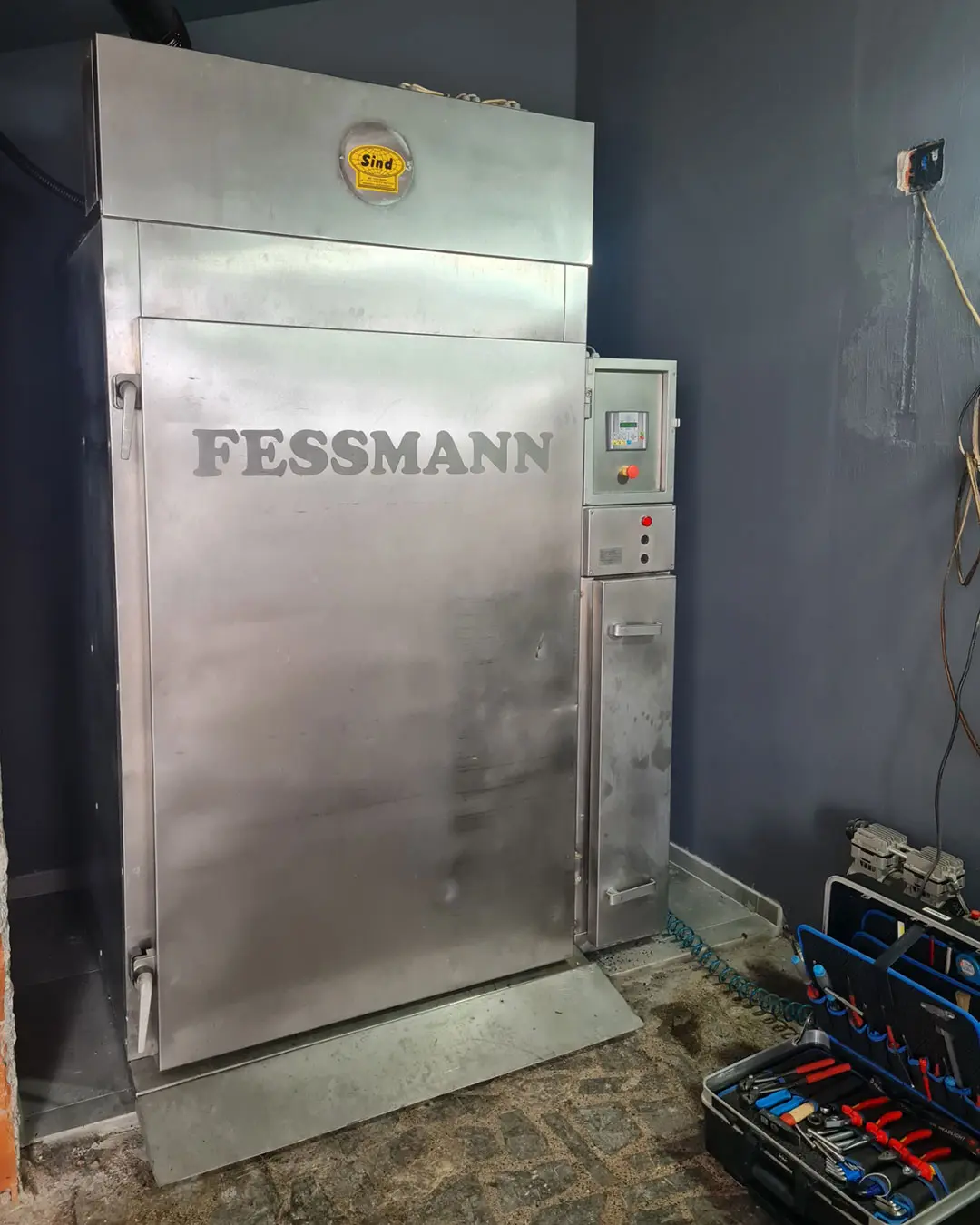 Commissioning of FESSMANN smoke chamber