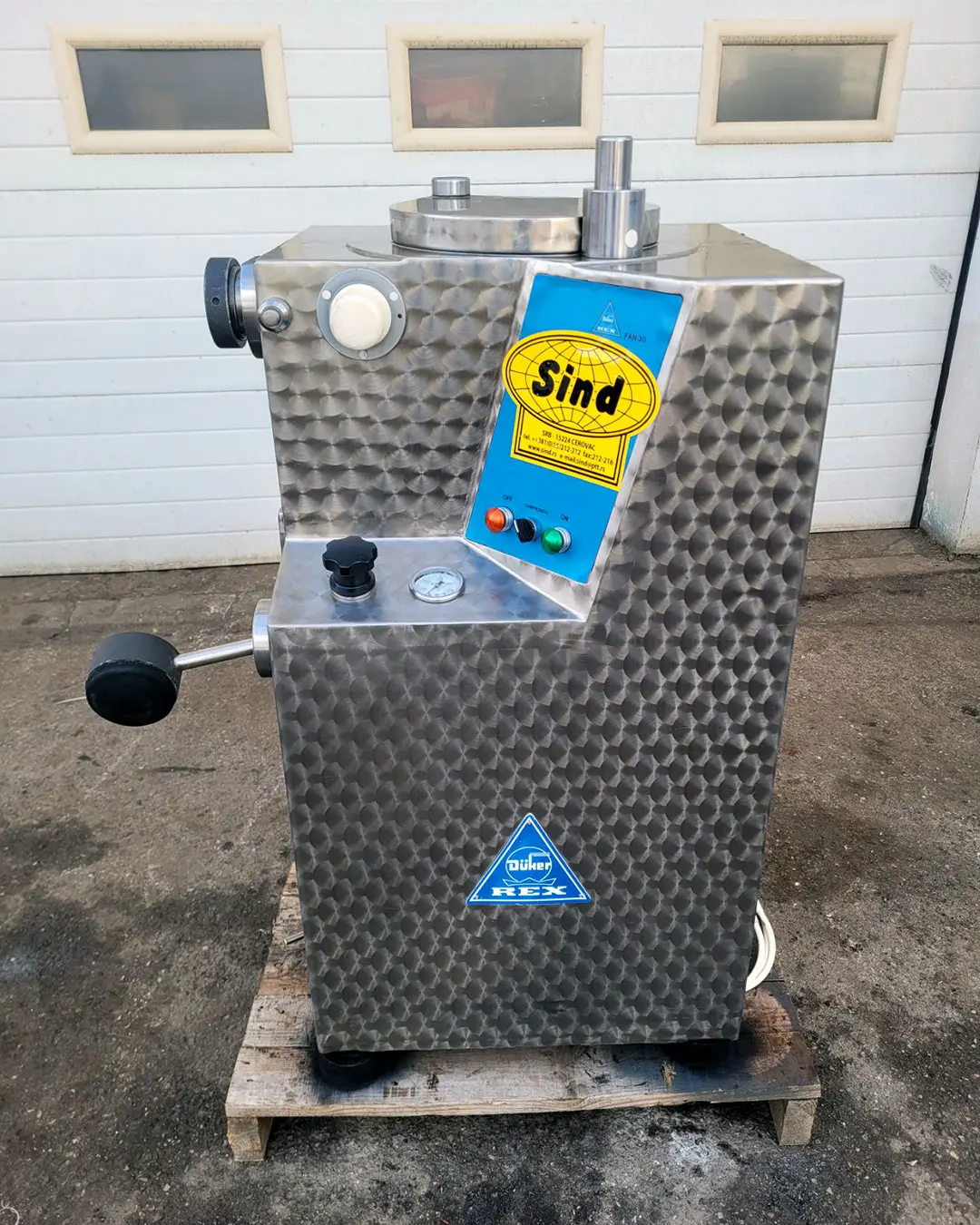 Rex Piston filler 30 liters, ready for delivery