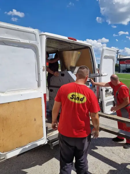 Delivery of bakery equipment to a customer from Lazarevac, Serbia detalj
