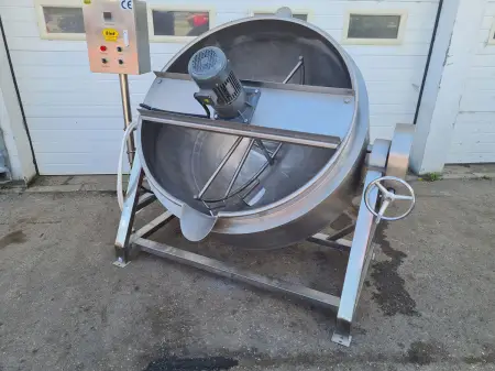 Delivery Sind kettle for baking minced meat, boiling and melting fat for a customer in Greece detalj