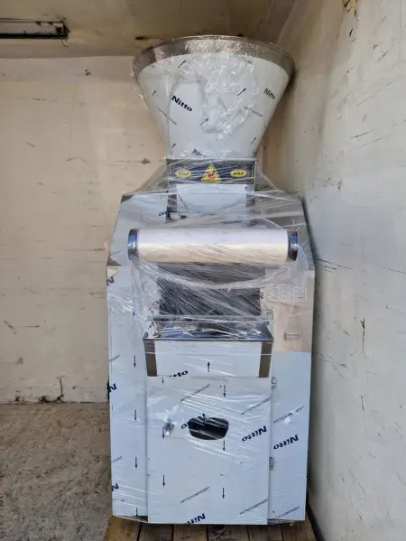 Delivery of a vacuum divider and a rounder for a customer from Vrbas Serbia detalj
