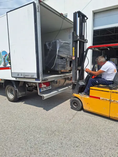 Delivery of butcher machines for a customer from Bulgaria detalj