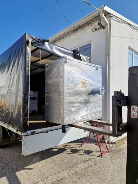 Delivery of a meat grinder Wolf for a customer from Ukraine. detalj