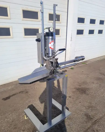 Klipserica Technopack spremna za isporuku. - Detalj